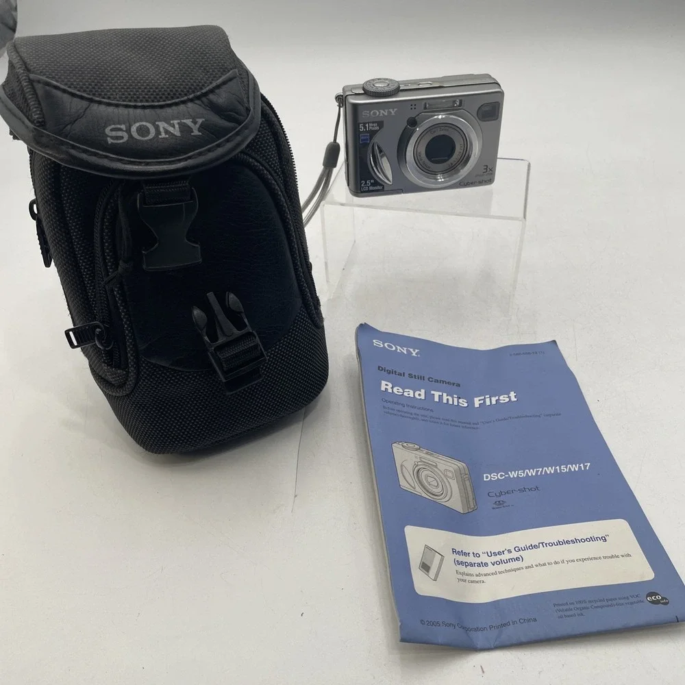 Sony Cyber-shot DSC-W5 5.1MP Digital Camera 3x Zoom+Battery+SD Card+Case